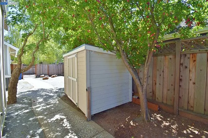 74 Canyon Green Way — Photo 39