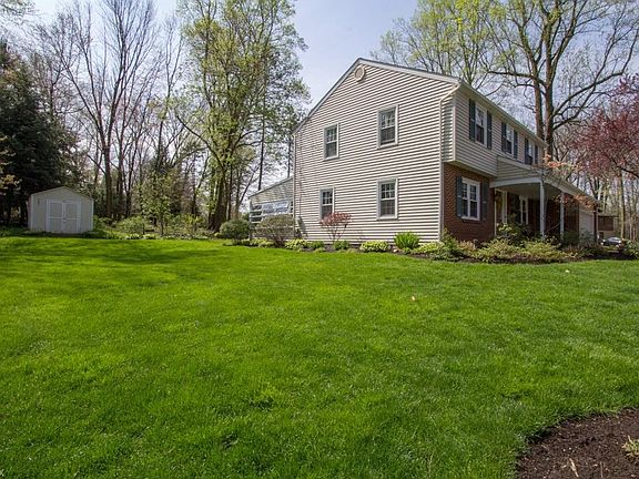 4th image of 2949 Cedar Hill Rd