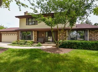 15030 W Glenora Ave, New Berlin, WI 53151