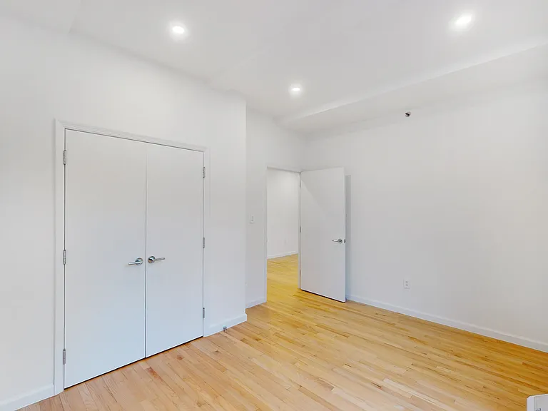 97 Grand Ave #5P — Photo 8