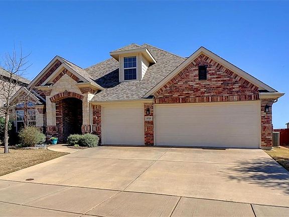 3rd image of 5725 Tawakoni Dr