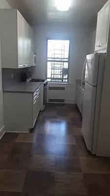 4th image of 117-01 Park Ln S #C4h