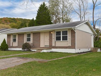 5226 Kel Dawn Cir, Cross Lanes, WV, 25313