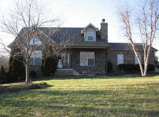 781 Skyline Dr, Taylorsville, KY 40071