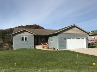 708 Spring Ct, Brownsville, MN 55919