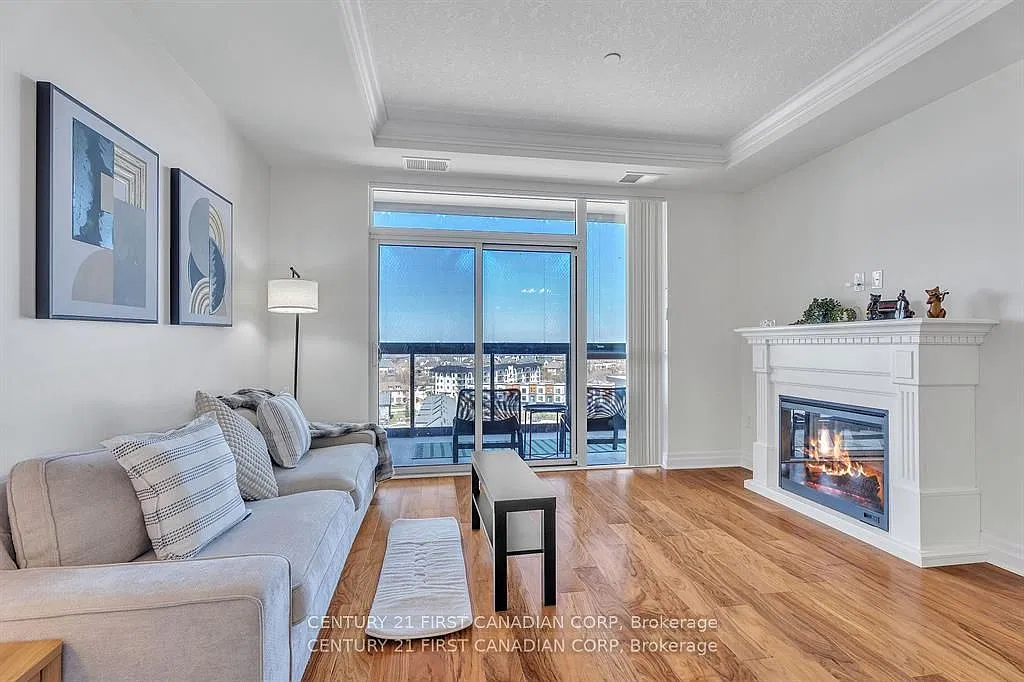 2 bed, $2,880 — Photo 2