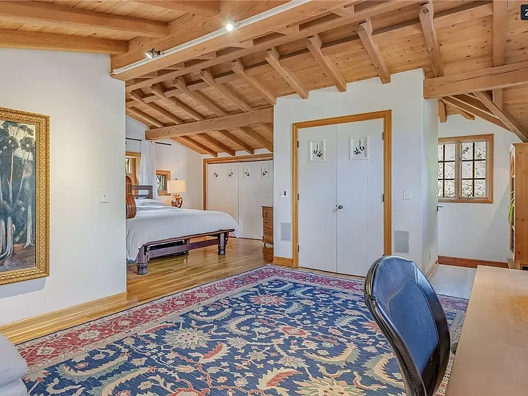 1225 Roosevelt Ln — Photo 20