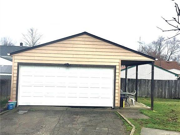 3rd image of 1523 Sheridan Ave NE