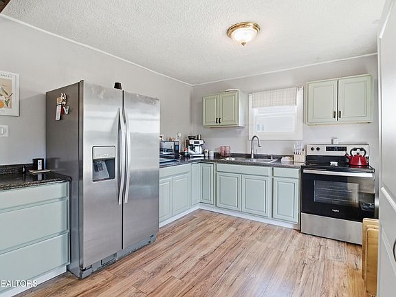 3rd image of 5255 McIntyre Rd