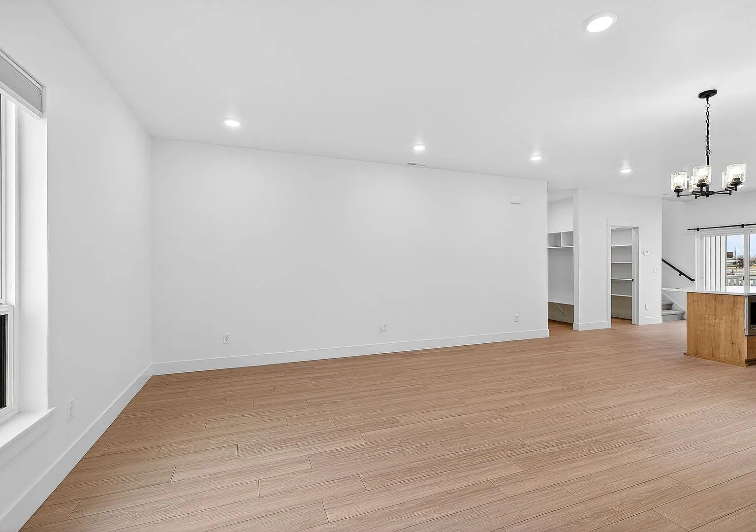 Brand New Modern 3 Bed 2.5 Bath Townhome In Rexburg — Photo 4