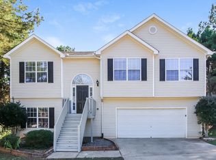 40 Savoy Park Dr, Covington, GA 30014