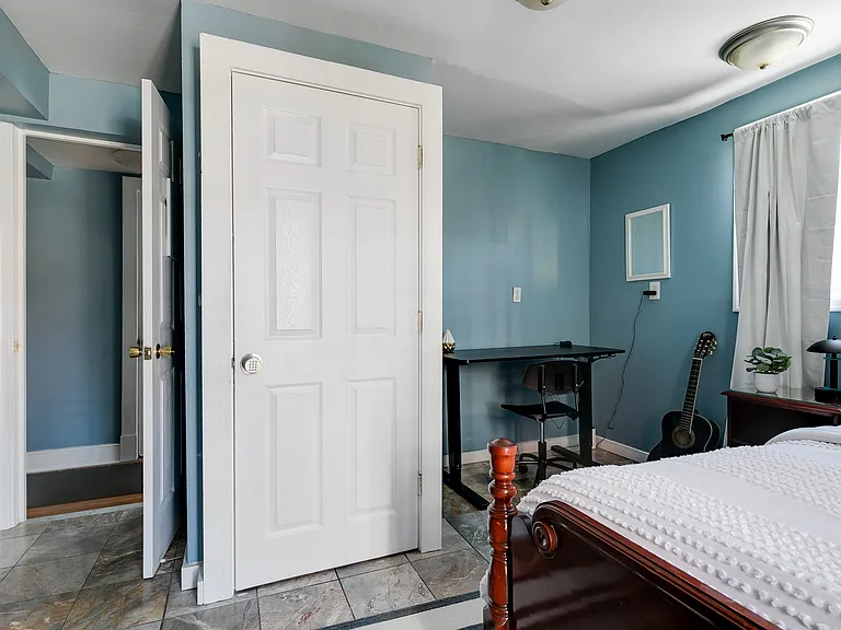 2803 W Grace St #A — Photo 22