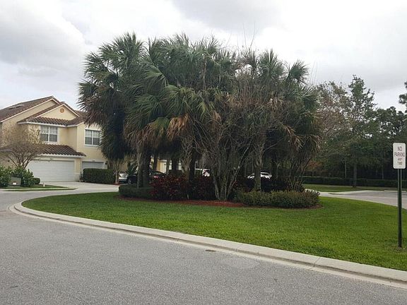 2nd image of 1071 Pinewood Lake Ct