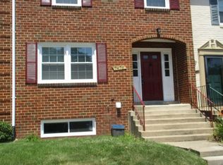 7476 Jayhawk St, Annandale, VA 22003