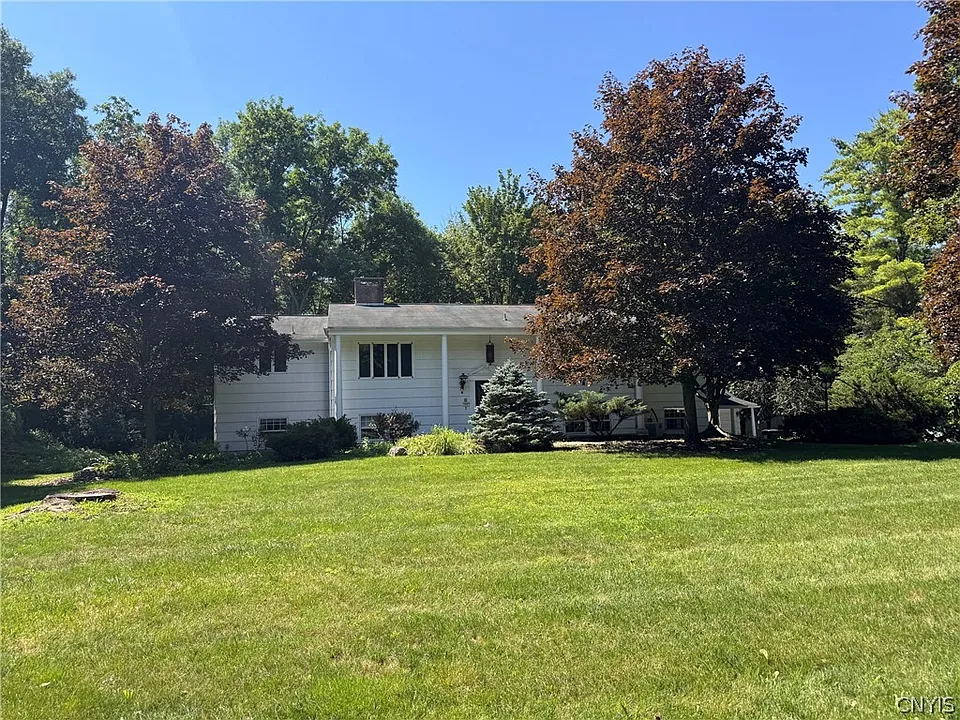 112 Old Farm Rd