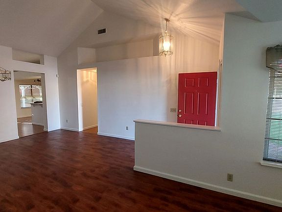 2nd image of 1402 Greenborough Dr