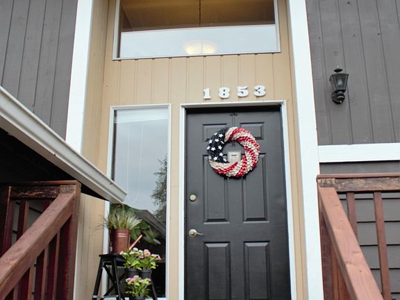 3rd image of 1853 211th Pl NE