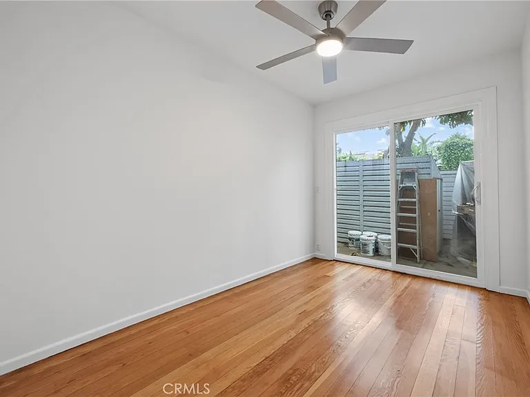 581 Park Ave — Photo 9