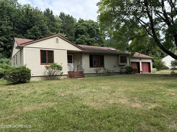 37 Alden Lane, Tinton Falls, NJ 07724