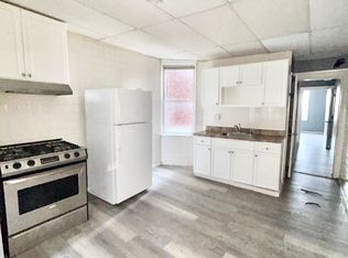 176 3rd St APT 4, Passaic, NJ 07055