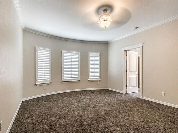 3rd image of 14945 Holly Springs Ave