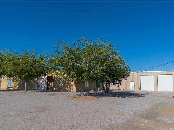 3528 N La Osa Road, Golden Valley, AZ 86413