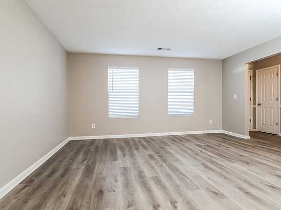 4th image of 5640 Wellborn Oaks Ct