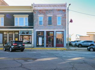 13 N Main St, Sandwich, IL 60548