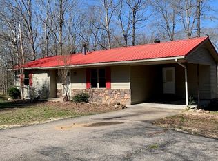 2575 Lick Creek Rd, Big Sandy, TN 38221