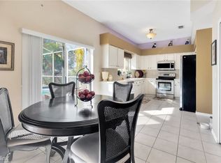 19328R Aqua Springs Dr, Lutz, FL 33558