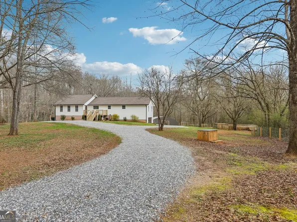6380 Claude Parks Rd, Murrayville, GA 30564