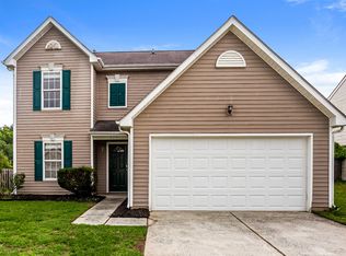 717 Aberdeen Glen Pl, Charlotte, NC 28214