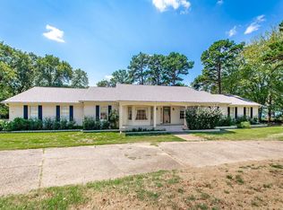 13051 Rivercrest Dr, Little Rock, AR 72212