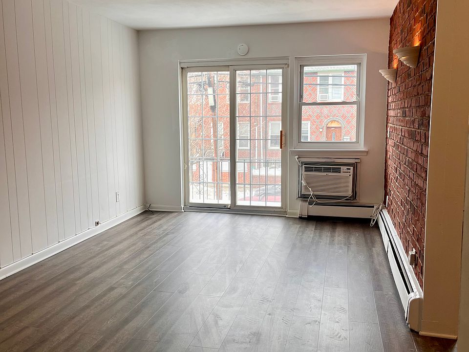 1st image of 2559 46th St Floor 2