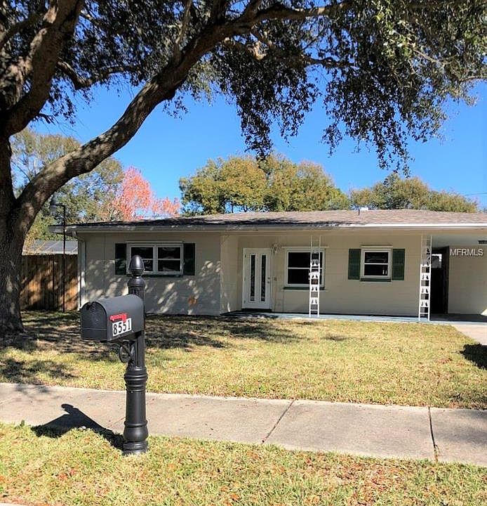 1st image of 8551 Gardenia Dr