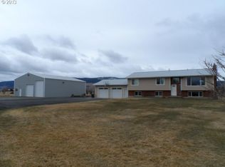 62996 Buchanan Ln, La Grande, OR 97850