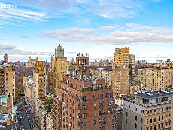 5th image of 40 E 80th St APT 21B