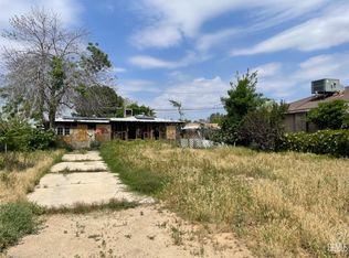 1238 Woodrow Ave, Bakersfield, CA 93308