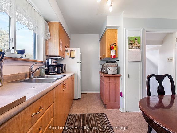 5th image of 22 Northlin Park Rd