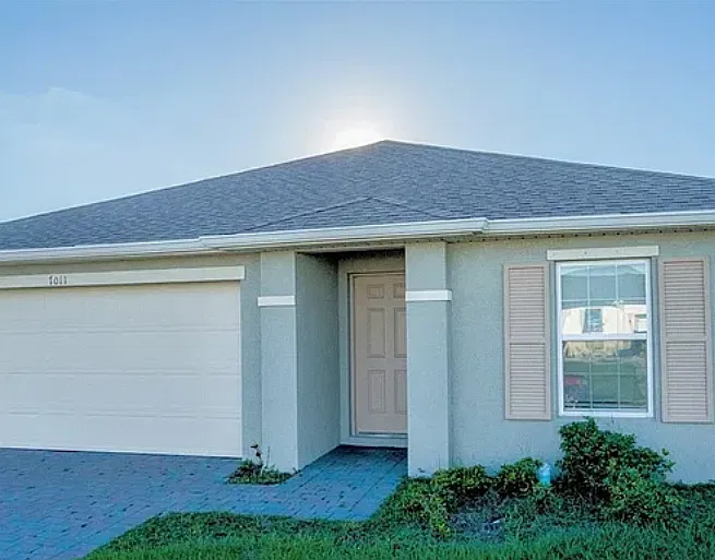 3 bed, 1367 sqft, $2,100 — Photo 4