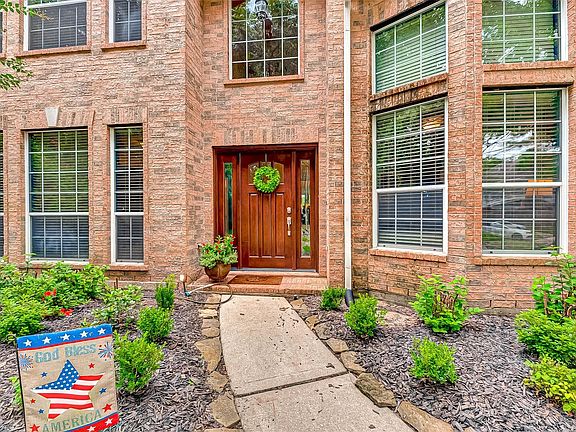 5th image of 5303 Portage Rock Ln