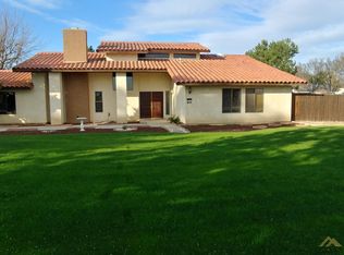 17528 Duhn Rd, Bakersfield, CA 93314