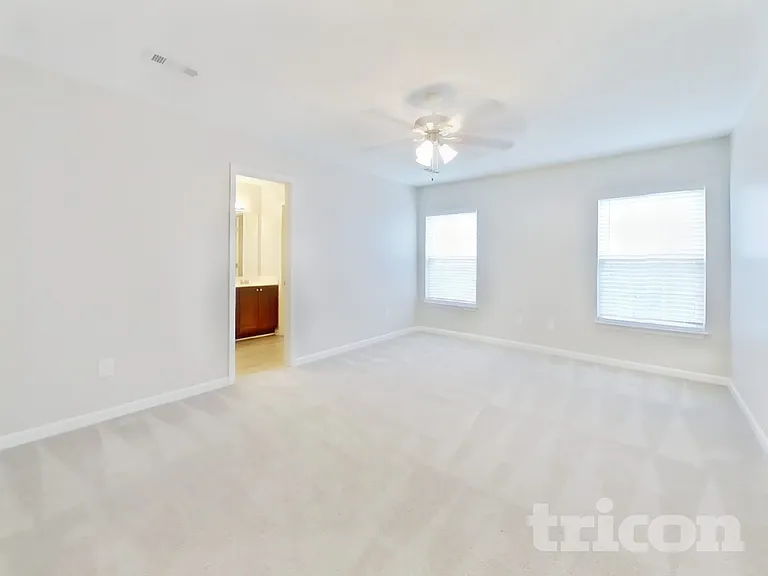 3001 Deer Trail Dr — Photo 8