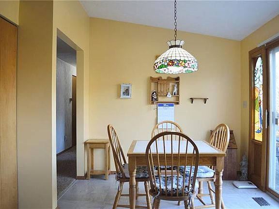 4th image of 2898 Dirling Ln