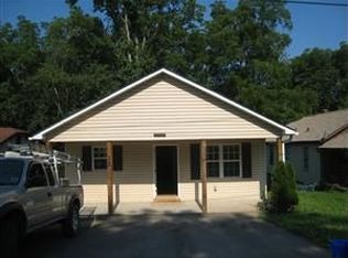 24 Oak Hill Cir, Asheville, NC 28806