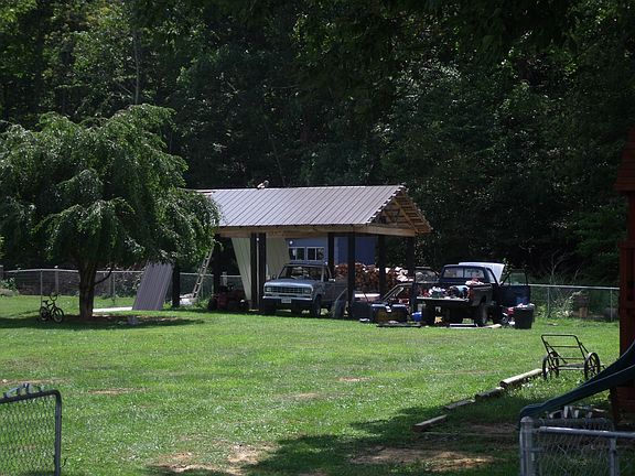 3rd image of 6213 Jackson River Road