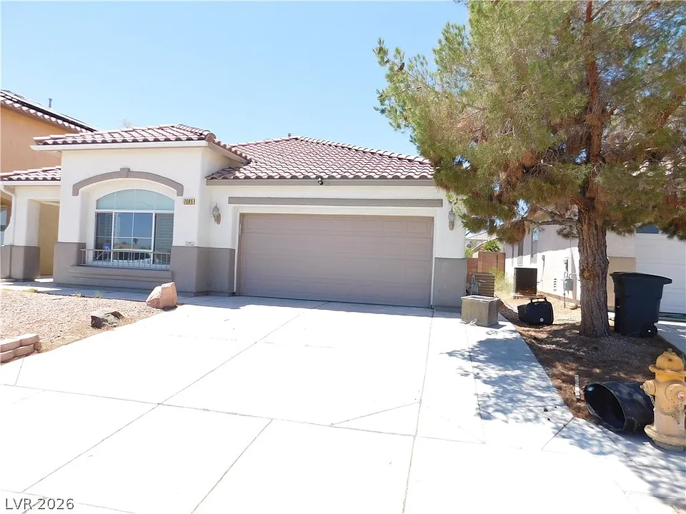 7595 Paso Robles Ave
