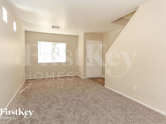 3rd image of 5260 Paradise Valley Ave