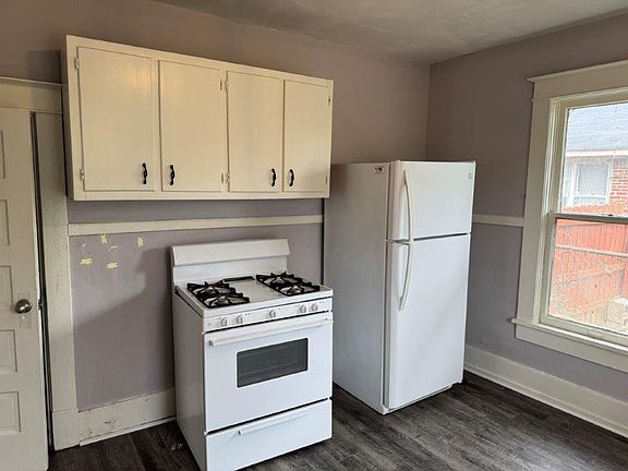 3rd image of 3669 Douglass Ave