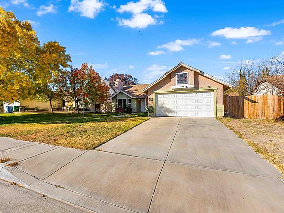 5th image of 38111 Meadow Wood St